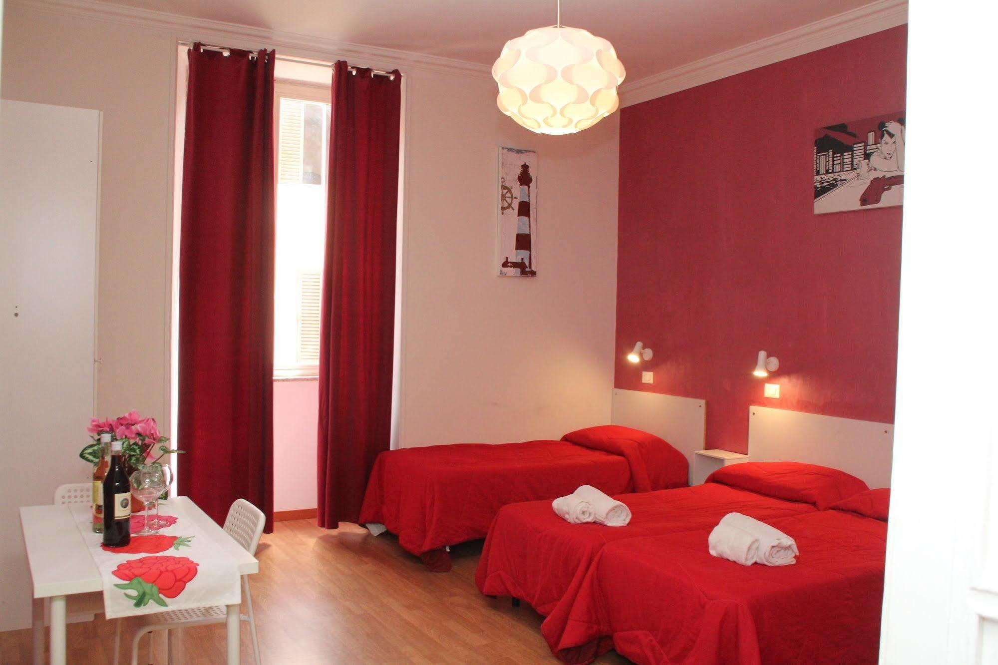 Hostal Freedom Traveller Roma